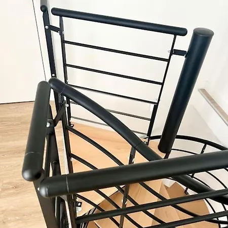 דירה Duplex, 10 Min Champs Elysee בולון-בילנקורט