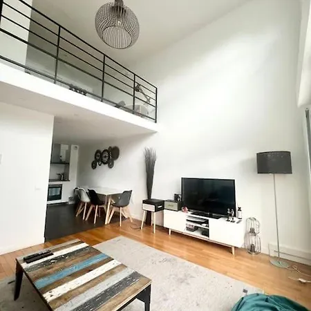 Duplex, 10 Min Champs Elysee